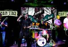 LIVE MUSIC - EZ Street